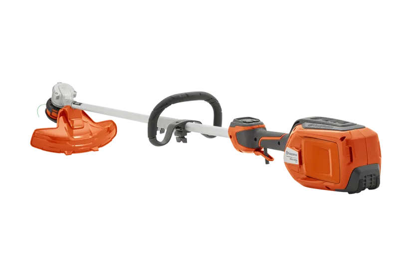 320iL Weed Eater (battery and charger included)